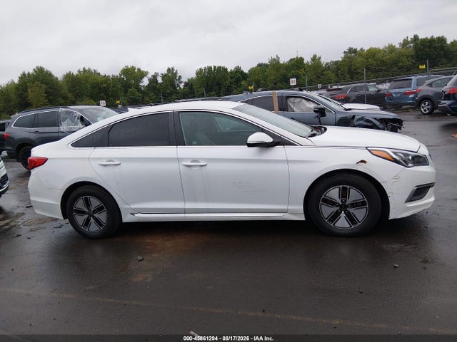 2015 Hyundai Sonata Sport მანქანა იყიდება აუქციონზე, vin: 5NPE34AF1FH085854, აუქციონის ნომერი: 45861294