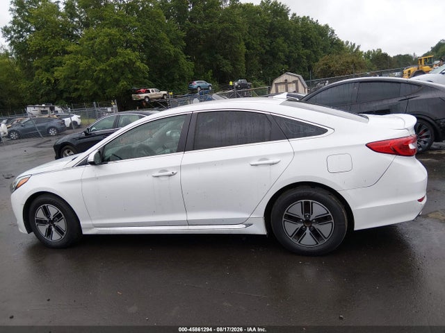 2015 Hyundai Sonata Sport მანქანა იყიდება აუქციონზე, vin: 5NPE34AF1FH085854, აუქციონის ნომერი: 45861294