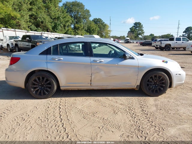 45861349 :رقم المزاد ، 1C3CC4FB4AN126648 vin ، 2010 Chrysler Sebring Touring مزاد بيع