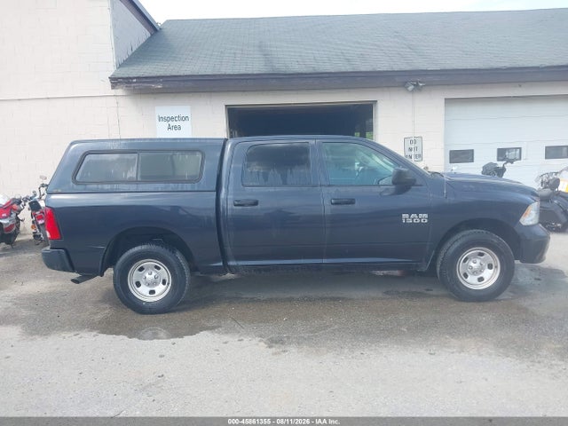 45861355 :رقم المزاد ، 1C6RR7KG4JS297271 vin ، 2018 Ram 1500 Tradesman  4x4 5'7 Box مزاد بيع
