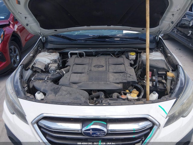 45861392 :رقم المزاد ، 4S4BSETC4J3308807 vin ، 2018 Subaru Outback 3.6r Touring مزاد بيع