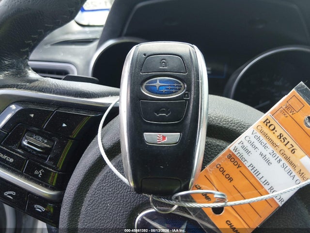 45861392 :رقم المزاد ، 4S4BSETC4J3308807 vin ، 2018 Subaru Outback 3.6r Touring مزاد بيع