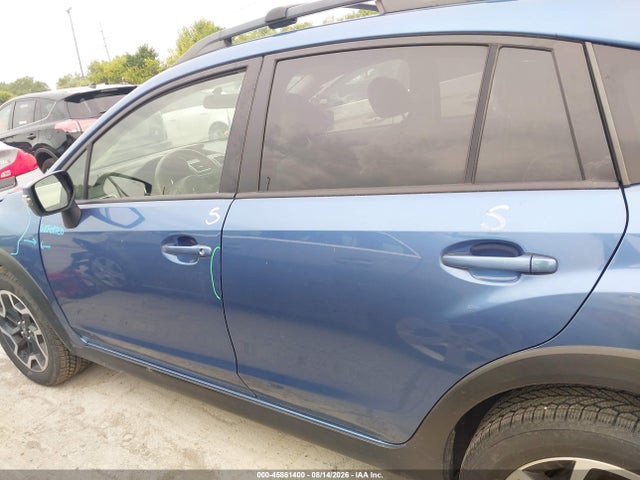 Продаж на аукціоні авто 2017 Subaru Crosstrek 2.0i Limited, vin: JF2GPAKC4H8216200, номер лоту: 45861400