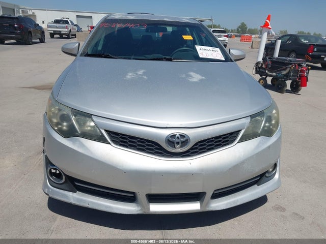 2013 Toyota Camry Se მანქანა იყიდება აუქციონზე, vin: 4T1BF1FK2DU660833, აუქციონის ნომერი: 45861403