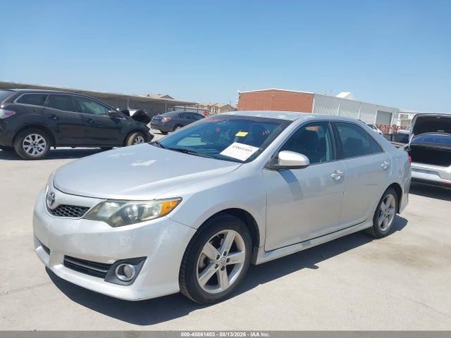 2013 Toyota Camry Se მანქანა იყიდება აუქციონზე, vin: 4T1BF1FK2DU660833, აუქციონის ნომერი: 45861403