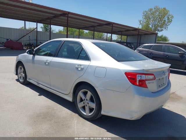 2013 Toyota Camry Se მანქანა იყიდება აუქციონზე, vin: 4T1BF1FK2DU660833, აუქციონის ნომერი: 45861403
