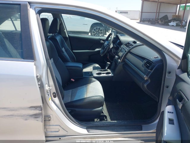 2013 Toyota Camry Se მანქანა იყიდება აუქციონზე, vin: 4T1BF1FK2DU660833, აუქციონის ნომერი: 45861403