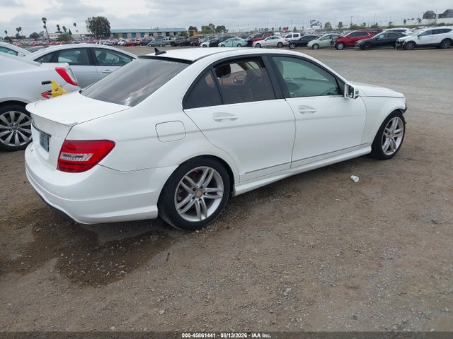 WDDGF4HB7EA914229 Mercedes-Benz C 250 Sport