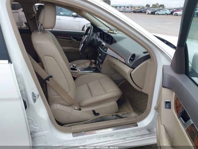 WDDGF4HB7EA914229 Mercedes-Benz C 250 Sport
