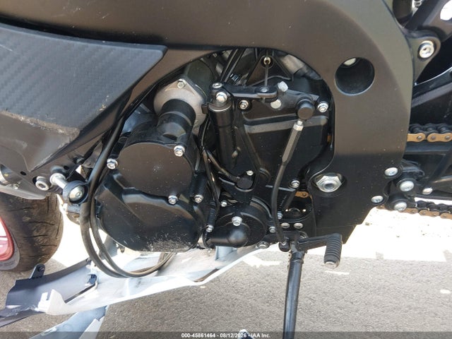 Suzuki GSX-R750 2024 JS1GR7MA2R7100129 Image 8