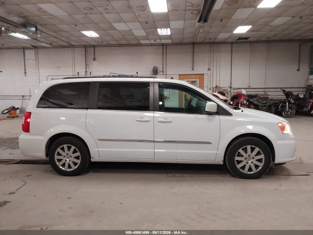Продажа на аукционе авто 2015 Chrysler Town & Country Touring, vin: 2C4RC1BG8FR619748, номер лота: 45861496