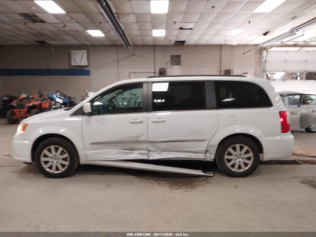 Продажа на аукционе авто 2015 Chrysler Town & Country Touring, vin: 2C4RC1BG8FR619748, номер лота: 45861496