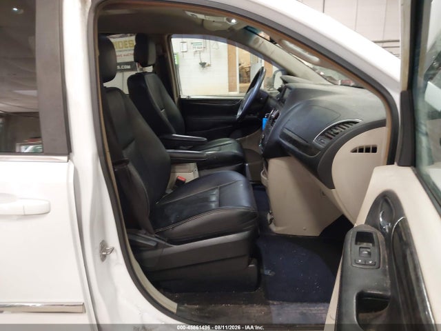 Продажа на аукционе авто 2015 Chrysler Town & Country Touring, vin: 2C4RC1BG8FR619748, номер лота: 45861496