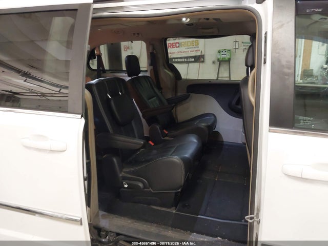 Продажа на аукционе авто 2015 Chrysler Town & Country Touring, vin: 2C4RC1BG8FR619748, номер лота: 45861496