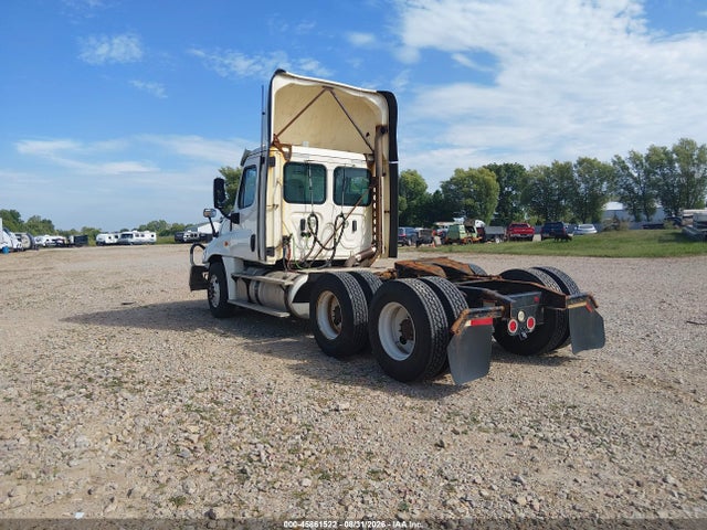 Продаж на аукціоні авто 2019 Freightliner Cascadia 125, vin: 1FUJGEDR3KLKH4255, номер лоту: 45861522