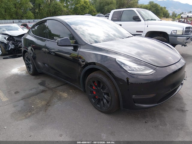 Tesla Model Y Long Range Dual Motor All-wheel Drive 2021 5YJYGDEEXMF302980 Image 1