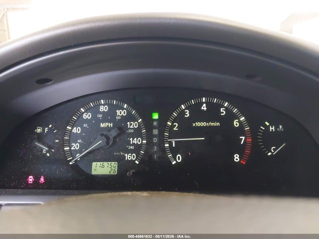 2001 Infiniti I30 Luxury მანქანა იყიდება აუქციონზე, vin: JNKCA31AX1T027904, აუქციონის ნომერი: 45861632
