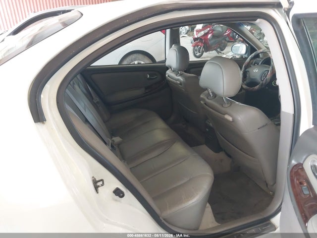 2001 Infiniti I30 Luxury მანქანა იყიდება აუქციონზე, vin: JNKCA31AX1T027904, აუქციონის ნომერი: 45861632