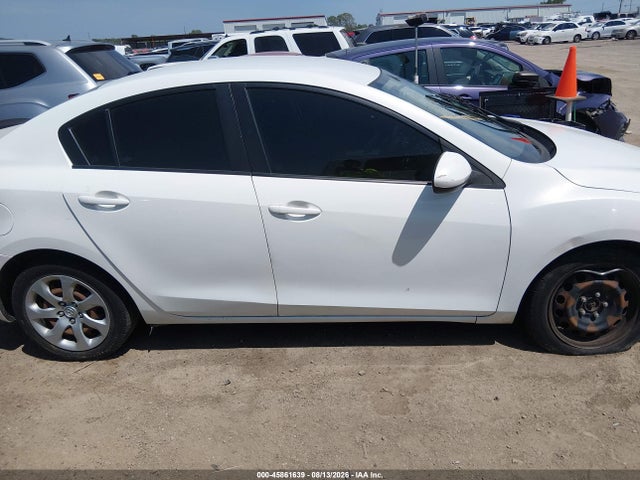 Продажа на аукционе авто 2013 Mazda Mazda3 I Sport, vin: JM1BL1U7XD1728504, номер лота: 45861639