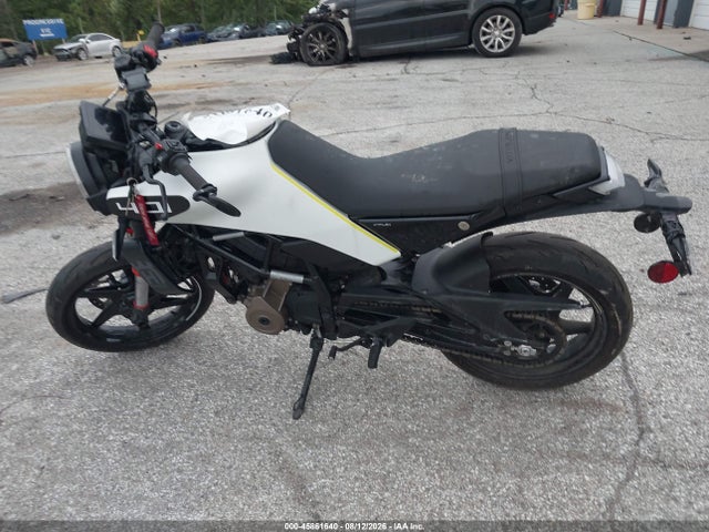Aukcja sprzedaży 2024 Husqvarna Vitpilen 401/svartpilen 401, vin: MD2JUJ400RN207006, numer aukcji: 45861640