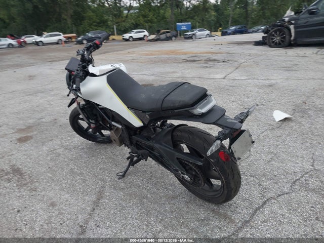 Aukcja sprzedaży 2024 Husqvarna Vitpilen 401/svartpilen 401, vin: MD2JUJ400RN207006, numer aukcji: 45861640
