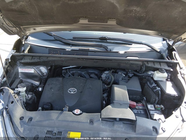 2018 Toyota Highlander Le მანქანა იყიდება აუქციონზე, vin: 5TDBZRFH3JS892811, აუქციონის ნომერი: 45861679