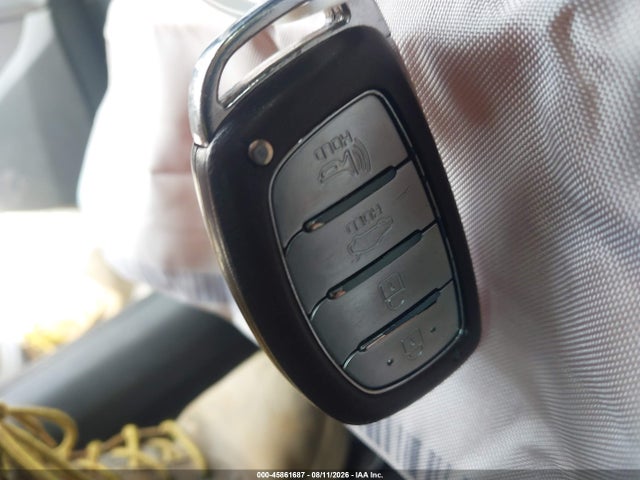 Продажа на аукционе авто 2020 Hyundai Elantra Value Edition, vin: 5NPD84LF5LH581584, номер лота: 45861687