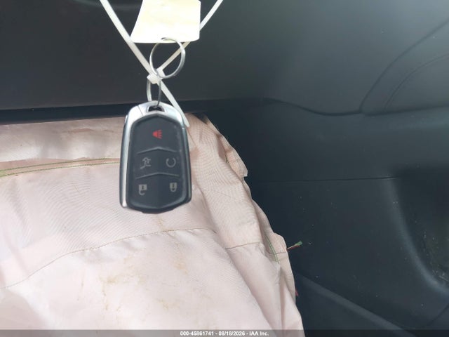 45861741 :رقم المزاد ، 1GYKNCRS2PZ184910 vin ، 2023 Cadillac Xt5 Fwd Premium Luxury مزاد بيع