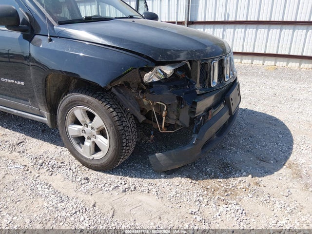 2015 Jeep Compass Sport მანქანა იყიდება აუქციონზე, vin: 1C4NJCBA7FD219310, აუქციონის ნომერი: 45861746