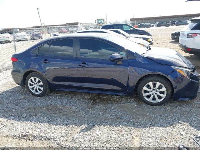 Продаж на аукціоні авто 2022 Toyota Corolla Le, vin: 5YFEPMAE3NP298124, номер лоту: 45861757