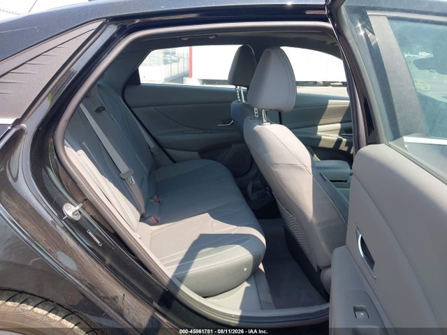 45861781 :رقم المزاد ، 5NPLN4AG0MH005127 vin ، 2021 Hyundai Elantra Sel مزاد بيع