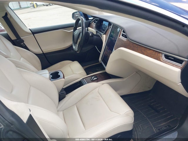 45861794 :رقم المزاد ، 5YJSA1E22JF245245 vin ، 2018 Tesla Model S 100d/75d/p100d مزاد بيع