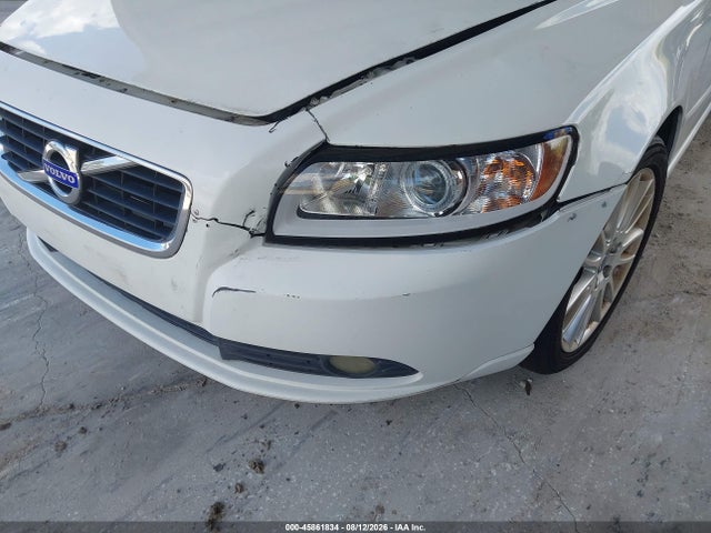 Продаж на аукціоні авто 2011 Volvo S40 T5 (retail Only), vin: YV1672MS4B2550669, номер лоту: 45861834