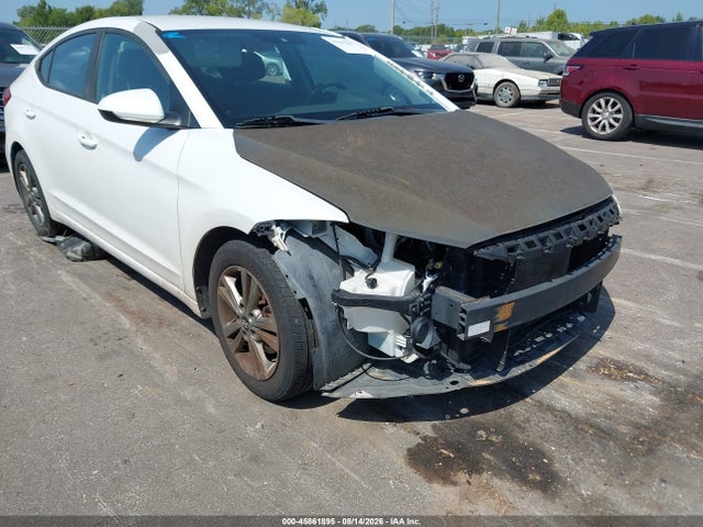Продажа на аукционе авто 2018 Hyundai Elantra Sel, vin: 5NPD84LFXJH213382, номер лота: 45861895