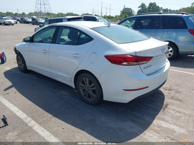 Продажа на аукционе авто 2018 Hyundai Elantra Sel, vin: 5NPD84LFXJH213382, номер лота: 45861895