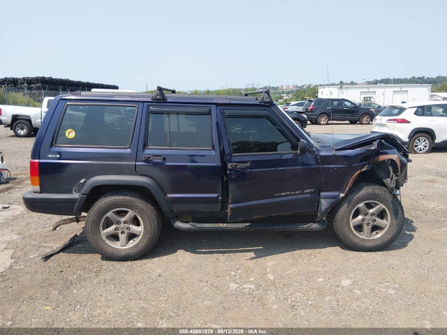 45861929 :رقم المزاد ، 1J4FJ68S8WL104284 vin ، 1998 Jeep Cherokee Classic/limited/sport مزاد بيع