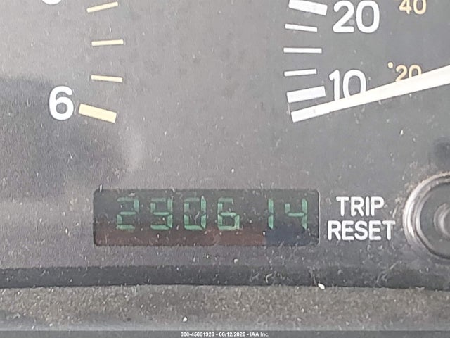 45861929 :رقم المزاد ، 1J4FJ68S8WL104284 vin ، 1998 Jeep Cherokee Classic/limited/sport مزاد بيع