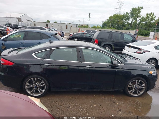 2019 Ford Fusion Titanium მანქანა იყიდება აუქციონზე, vin: 3FA6P0D9XKR105782, აუქციონის ნომერი: 45861946