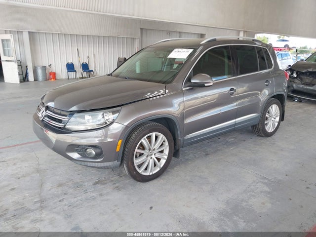 2013 Volkswagen Tiguan Se მანქანა იყიდება აუქციონზე, vin: WVGAV7AX1DW023005, აუქციონის ნომერი: 45861979