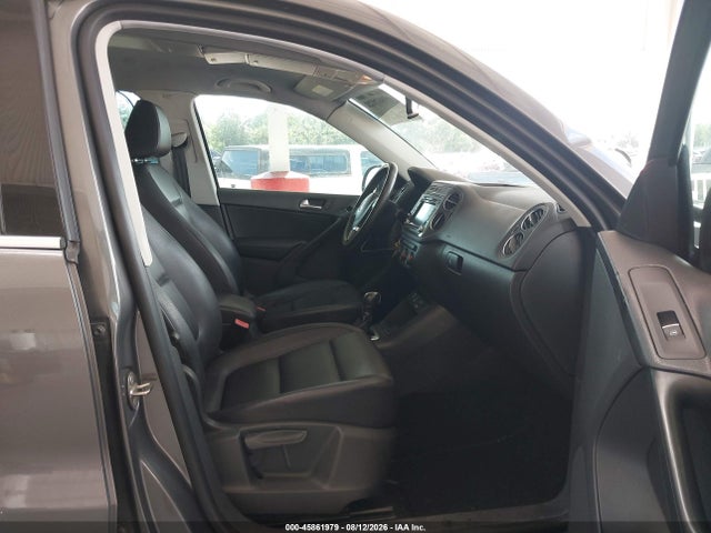 2013 Volkswagen Tiguan Se მანქანა იყიდება აუქციონზე, vin: WVGAV7AX1DW023005, აუქციონის ნომერი: 45861979