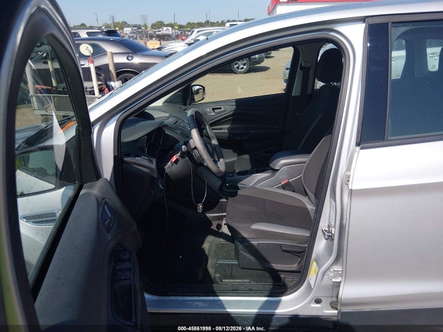45861998 :رقم المزاد ، 1FMCU0F71EUE47096 vin ، 2014 Ford Escape S مزاد بيع