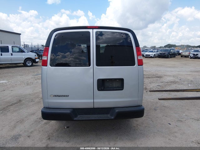 2021 Chevrolet Express Passenger Rwd 2500 Regular Wheelbase Ls მანქანა იყიდება აუქციონზე, vin: 1GAWGEFP6M1145169, აუქციონის ნომერი: 45862099