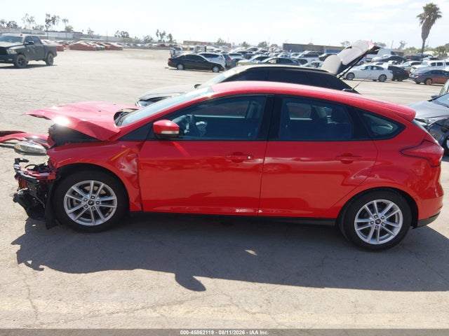 Ford FOCUS SE 2016 1FADP3K22GL272657 Image 17
