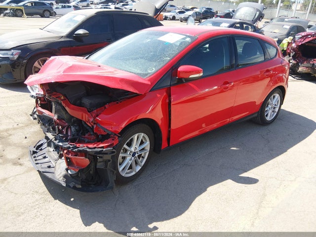Ford FOCUS SE 2016 1FADP3K22GL272657 Image 2