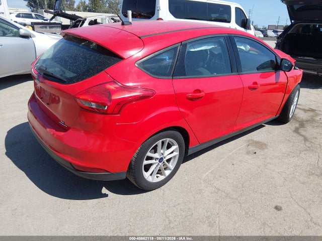 Ford FOCUS SE 2016 1FADP3K22GL272657 Image 4