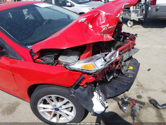 Ford FOCUS SE 2016 1FADP3K22GL272657 Image 13