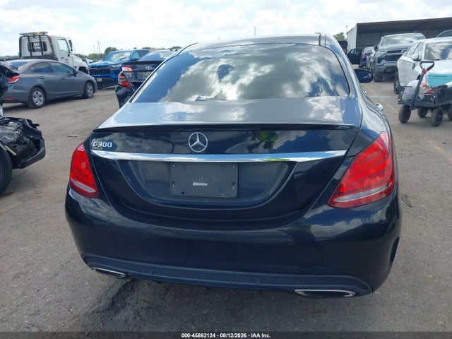 2017 Mercedes-benz C 300 Sport მანქანა იყიდება აუქციონზე, vin: 55SWF4JB1HU189804, აუქციონის ნომერი: 45862124