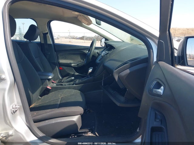 Ford FOCUS SE 2016 1FADP3F23GL352351 Image 5