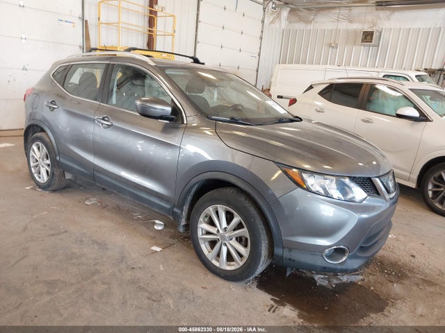 45862330 :رقم المزاد ، JN1BJ1CR0JW288108 vin ، 2018 Nissan Rogue Sport Sv مزاد بيع