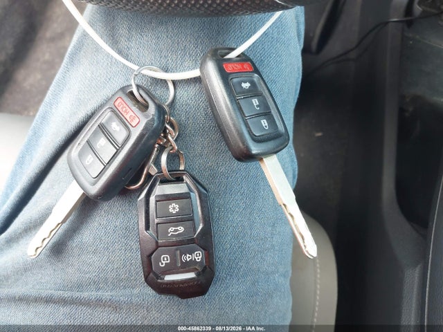 2HGFC2F63KH584385 Honda Civic Lx